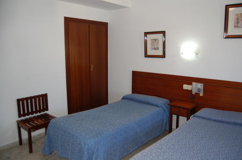 Hotel Marina Victoria Algeciras  1