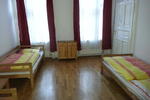 Caterina Hostel & Guesthouse - Image 9