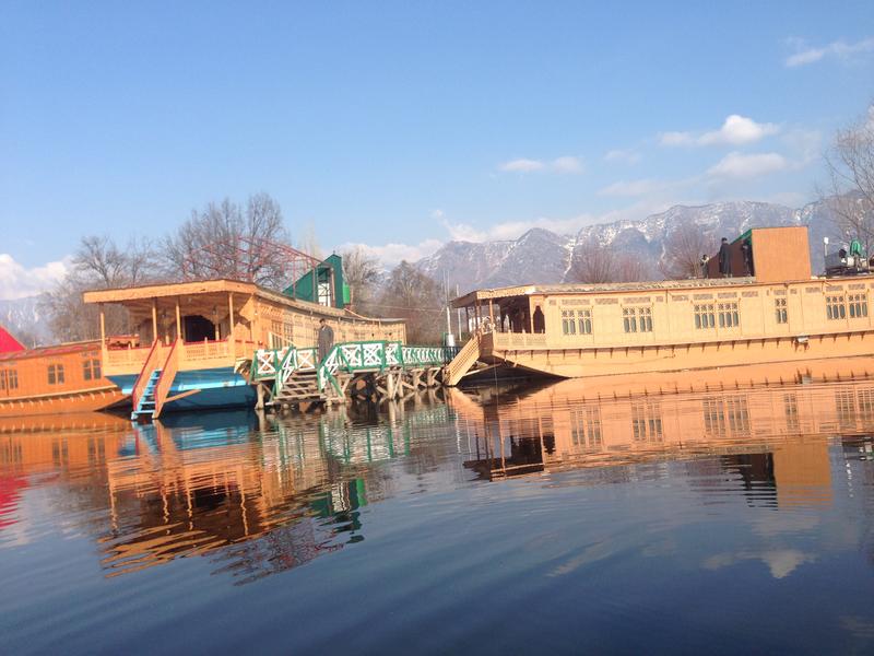 Majestic Group of Houseboats  0