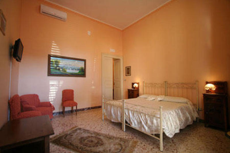 Bed and Breakfast Acireale Mare  2