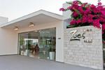 Zoes Hotel Studios - Image 2
