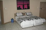 The Manor Guesthouse - Image 6