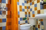 Yangtze River International Youth Hostel - Image 6