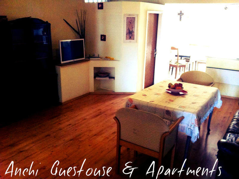 Anchi Guesthouse & Apartments  0