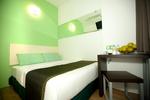 Apple Hotel - Image 5