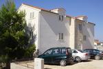 Mazuran Apartments