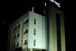 Royal Kourt Hotel - Image 1