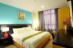 Hallmark View Hotel - Image 1