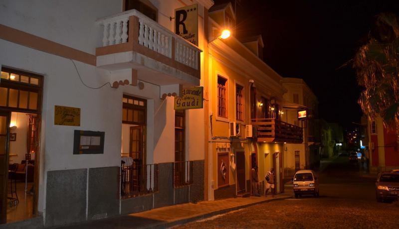 Hotel Gaudi  0