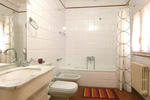 Apartment Viacarrara 16 Lucca - Image 9