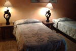 Naranja 2 Guesthouse - Image 1