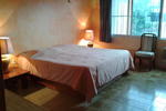 Naranja 2 Guesthouse - Image 3