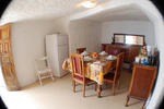 El Warung Cave Hostel - Image 8