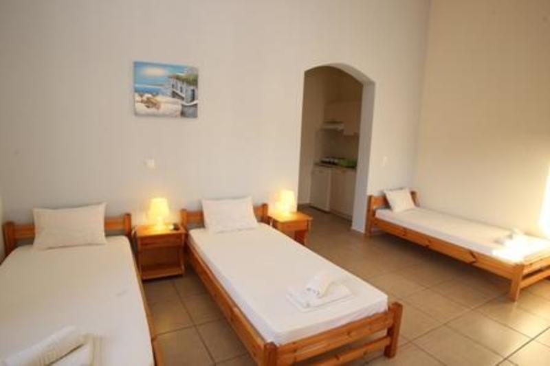 Oasis Rooms - Syros  2