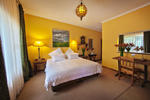 Rabbit Hole Guest House - Image 7
