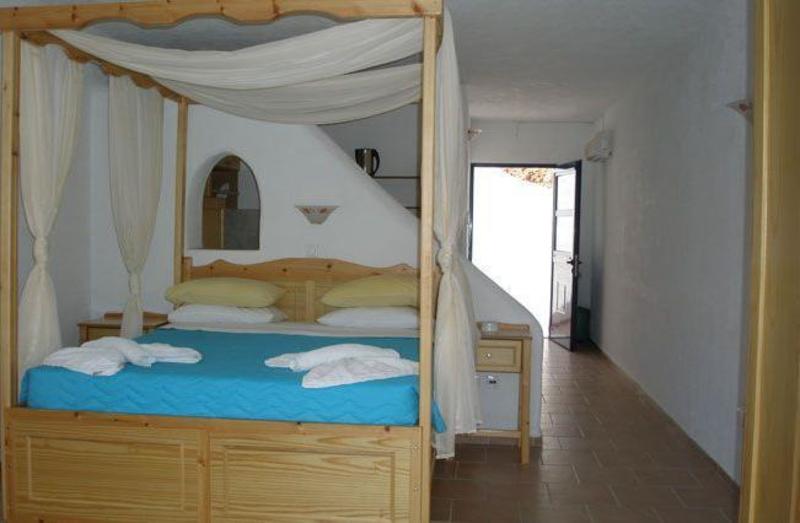 Ilidi Rock - Tilos: Image # 2