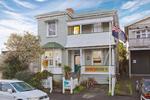 The Brown Kiwi Travellers Hostel - Image 7