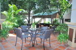 Alibi Guesthouse - Image 3