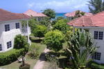 Piper's Cove Resort