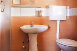San Art Floating Hostel - Image 4
