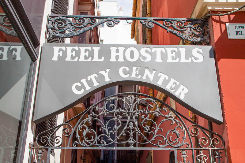 Feel Hostels City Center  0