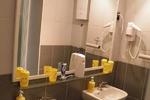 Hostel Frat House - Image 7