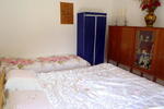 Comfortable Remodelled Farmhouse in a Quiet Settin - Image 3