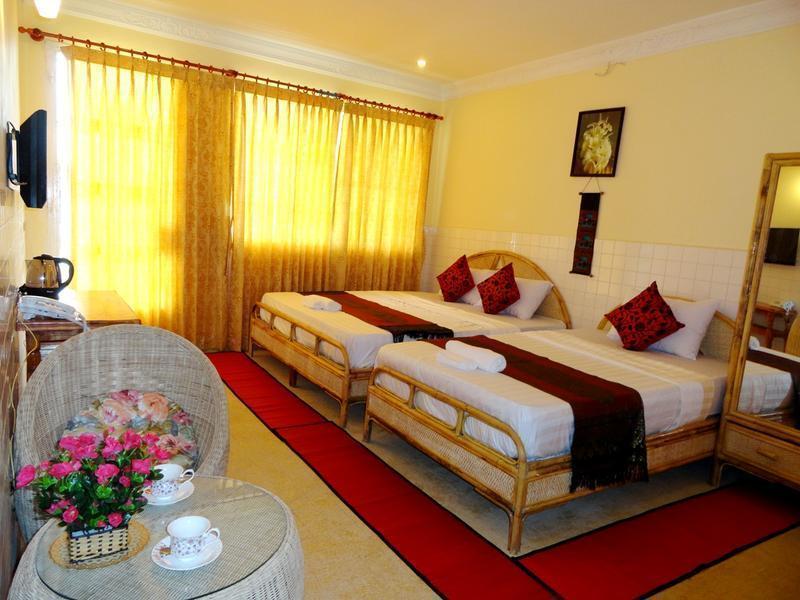 Golden River Palace Guesthouse  1