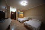 Shanghai Dock Bund Hostel - Image 3