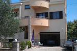 Villa Ana Apartments - Image 1