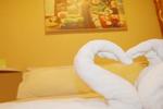 Tr3ats Guesthouse - Image 4