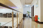 Happy Hotel - Image 5