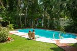 Los Mostros Hostel - Image 2