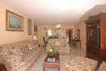 Paradise Ocean Palms Apartments - Image 7