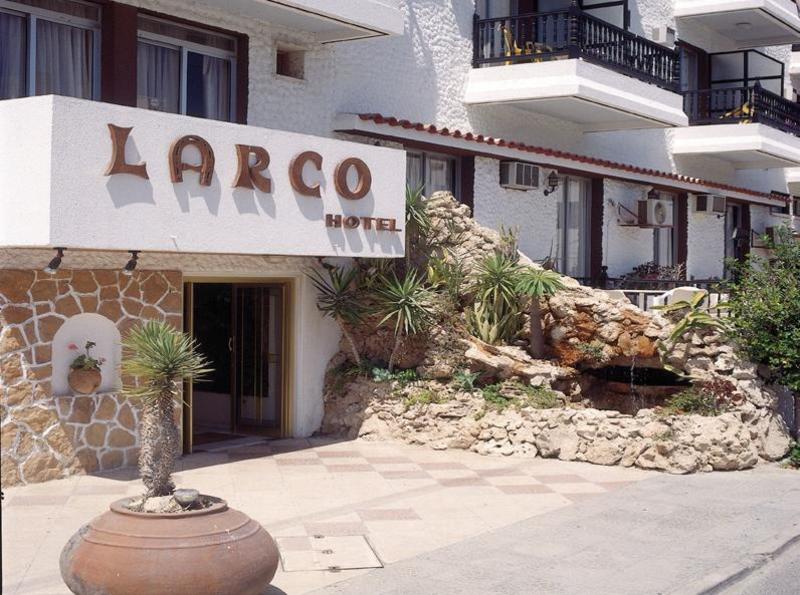 Larco Hotel  2
