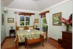 Paradise Discovery Bay Beachfront Villa - Image 2