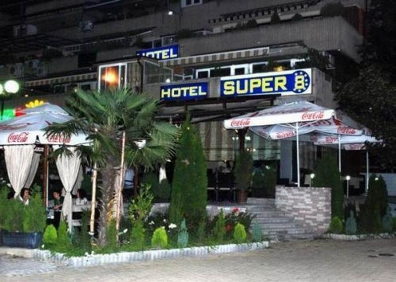 Super 8 hotel  1