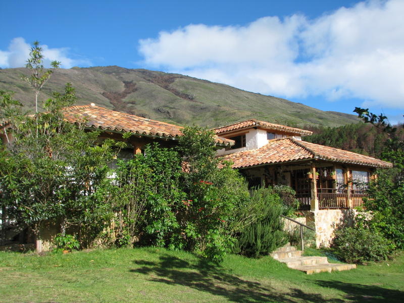 Colombian Highlands Renacer Hostel  0