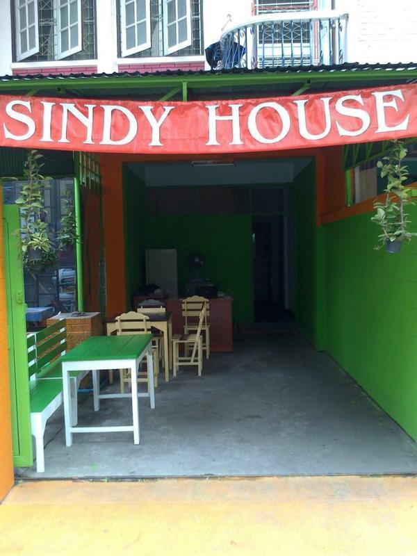 Sindy Guesthouse  0