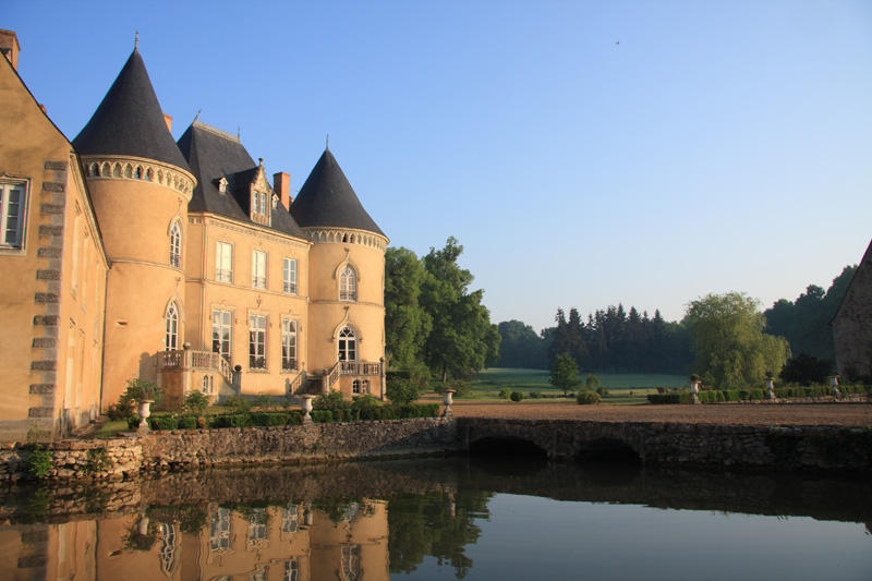 Chateau de Vauloge  1