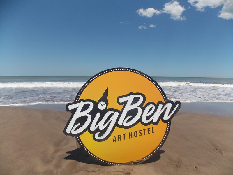 Big Ben Art Hostel  0