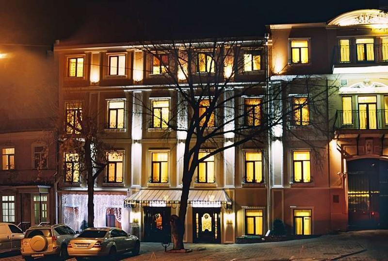Frederic Koklen Hotel  0
