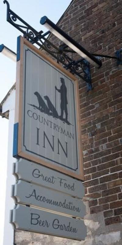 The Countryman Inn  0