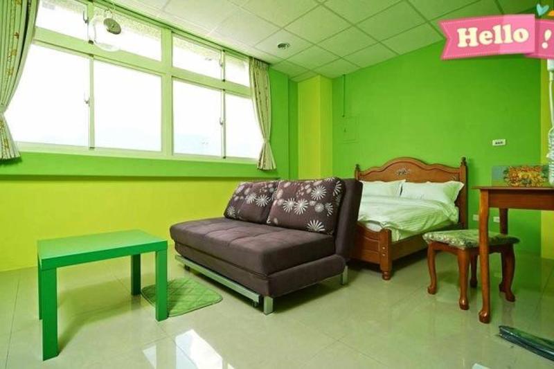 Hualien Station Backpacker Guesthouse  0