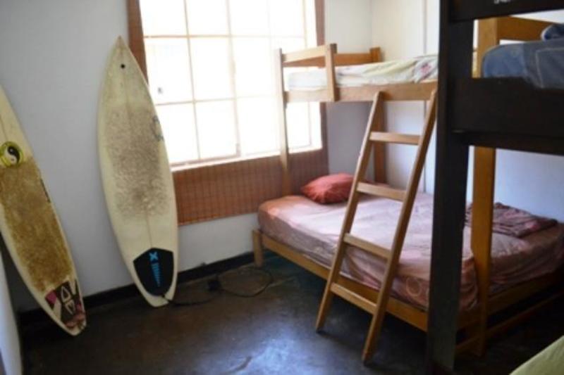 Piscinas Surf Hostel  0