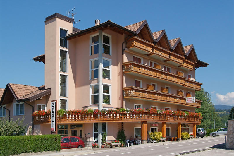 Hotel Dolomiti Vattaro  0