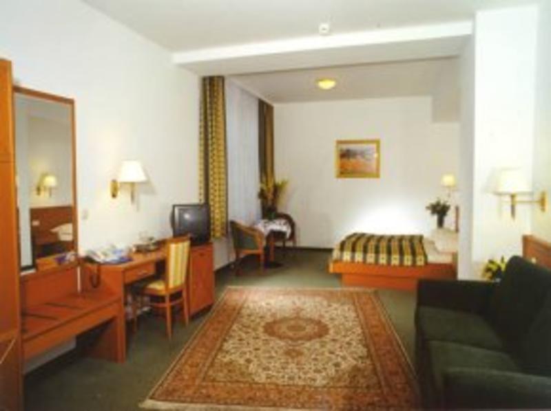 Hotel Arian  3