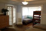 Orange Drive Manor Hostel - Image 7