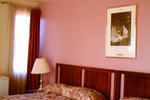Hotel B&B Puerta del Sol - Image 5
