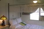 Hillcrest Guest House - Image 7